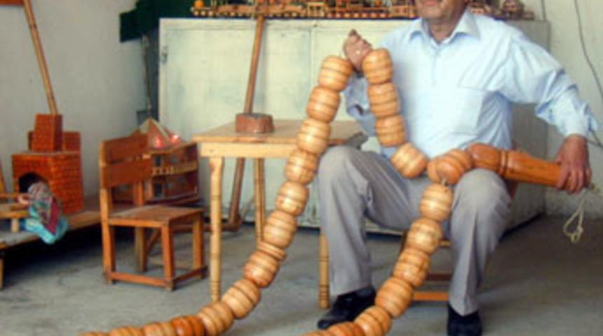 2 metrelik tespih Guinness'e aday