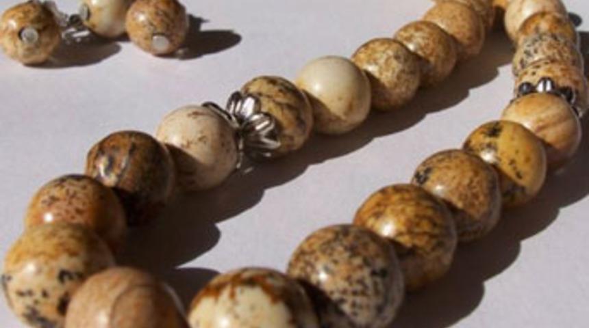 Doğada bulunan şifalı taşlar