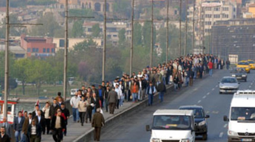 İstanbul'un &ccedil;ilesini d&uuml;nya g&ouml;rd&uuml;