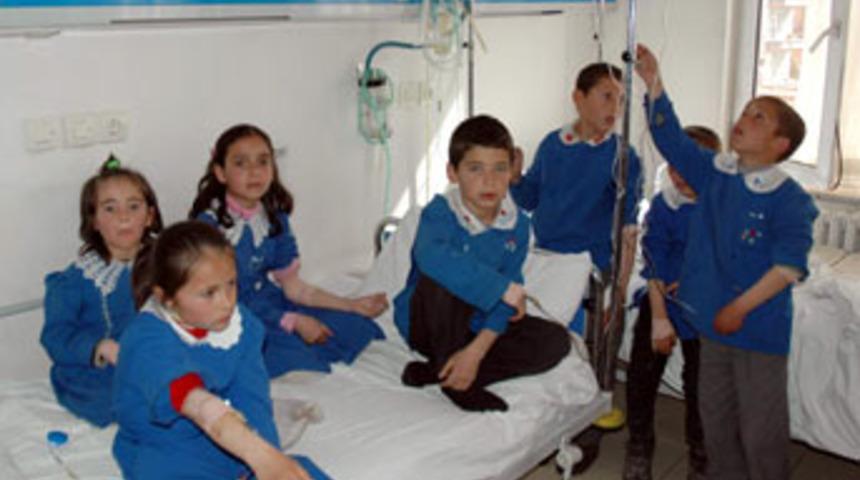 110 &ouml;ğrenci cipsten zehirlendi