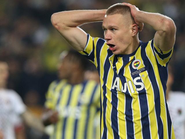 Fenerbahçe'den ayrılan Attila Szalai, Hoffenheim ile anlaşma sağladı!