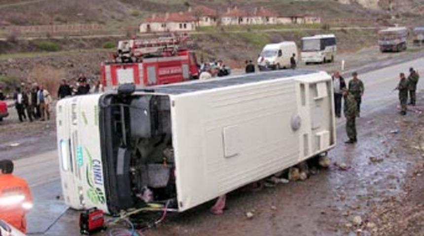 Pamuk iş&ccedil;ileri yine kaza kurbanı: 2 &ouml;l&uuml;