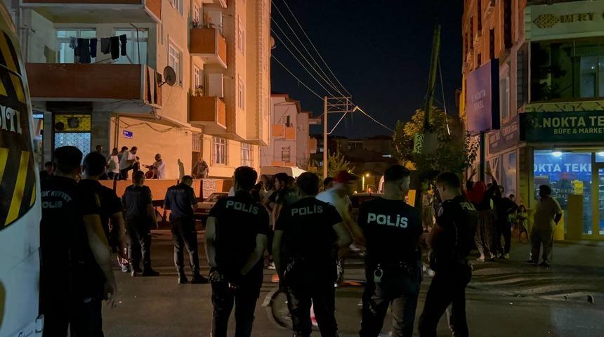 Kocaeli'de iki aile arasında çıkan kavgada 1 kişi yaralandı
