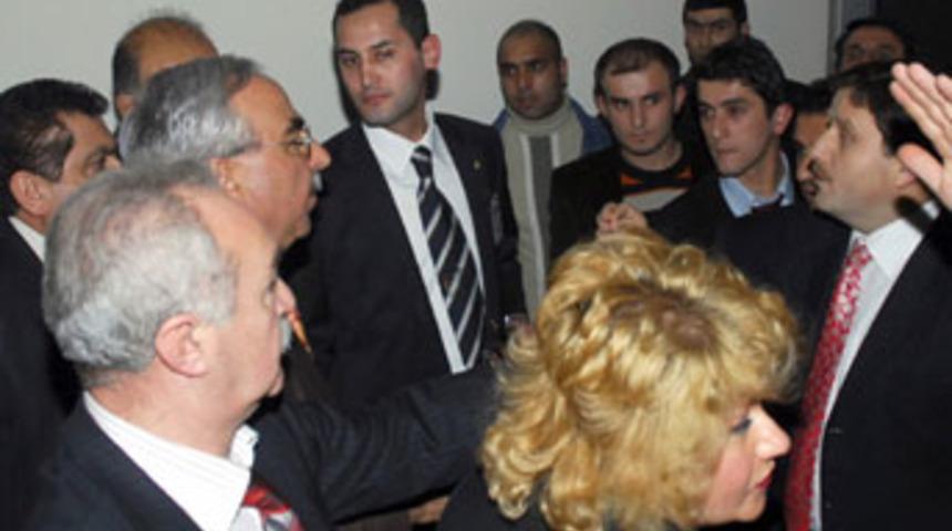 TBMM'de yumruklaşmaya ramak kaldı