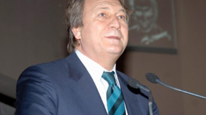 Sezer: "Anayasa değişikliğinde dayatma istemiyoruz"