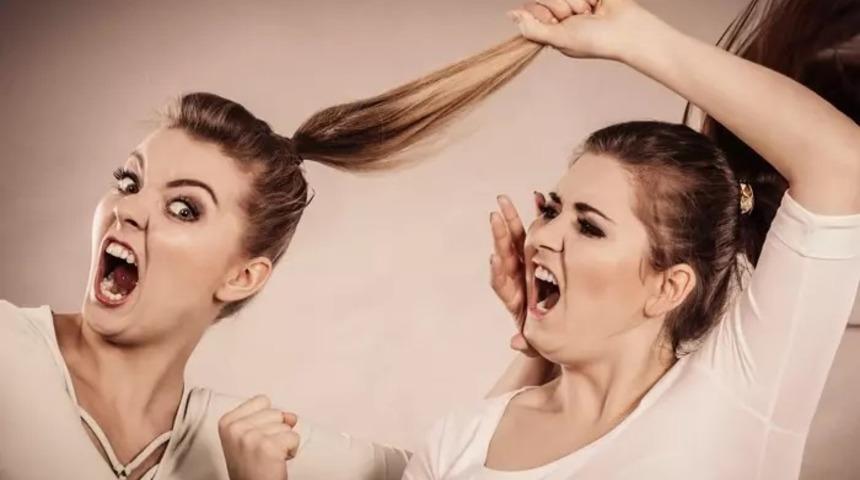 Aman dikkat, hak arayayım derken bela bulmayın! İşte &ouml;fkeden g&ouml;zleri d&ouml;nen en kavgacı bur&ccedil;lar...