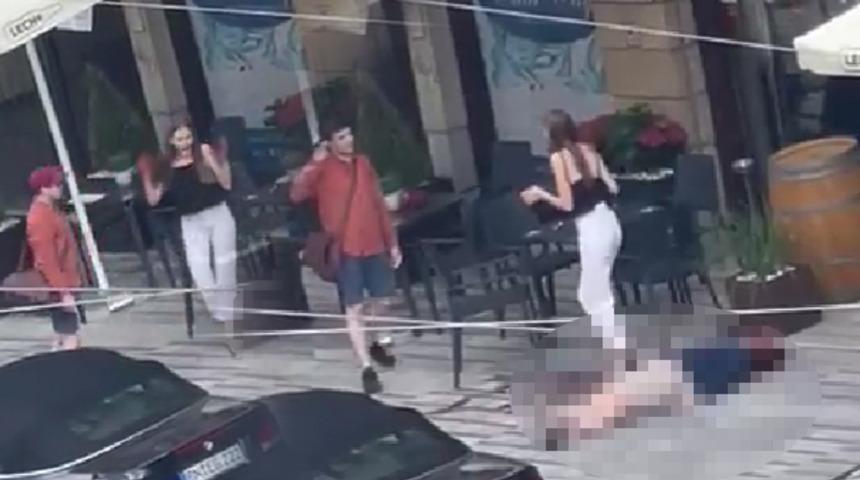 Tüyler ürperten cinayet! Eski sevgilisinin nişanlısını sokak ortasında öldürdü: Sonra da intihar etti... Olay anları saniye saniye kaydedildi!