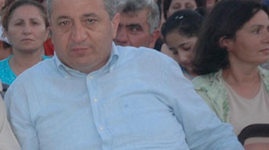 CHP &Ccedil;iğli İl&ccedil;e Başkanı'na silahlı saldırı