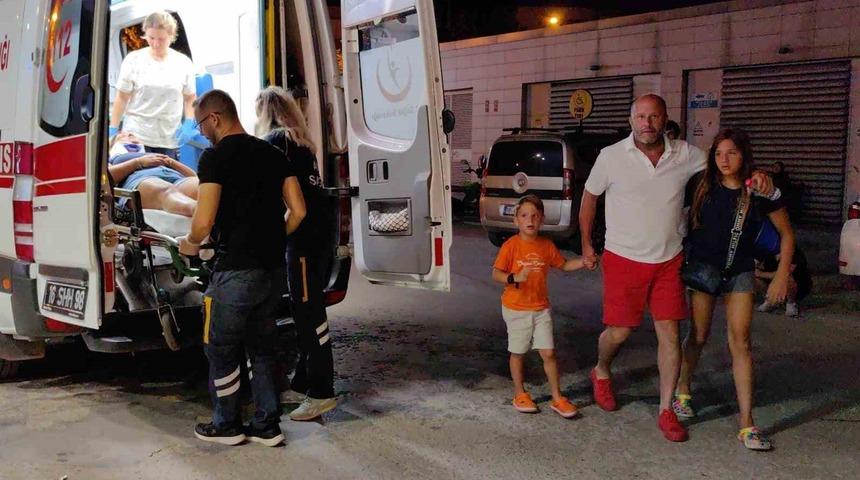 Otomobiller çarpıştı: 4 yaralı