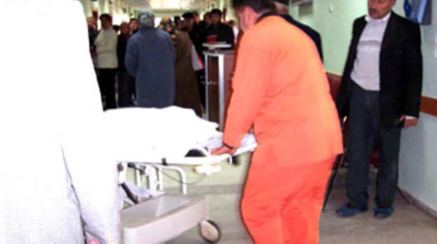 Oturduğu banktan d&uuml;şen lise &ouml;ğrencisi &ouml;ld&uuml;