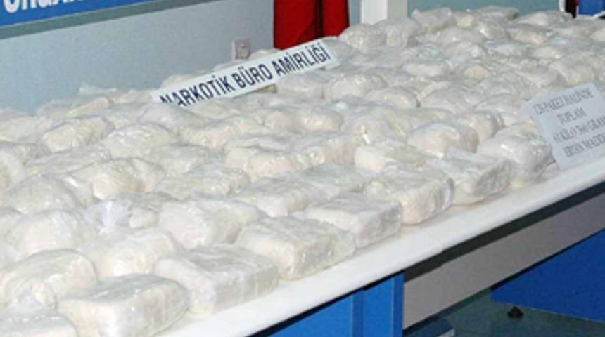 1.5 ton uyuşturucu ele ge&ccedil;irildi