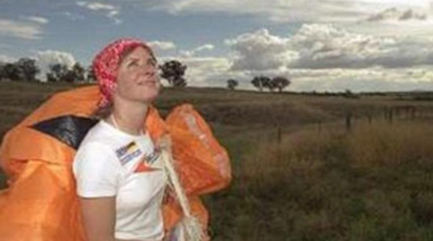 Fırtına 7 bin metre yukarı savurdu