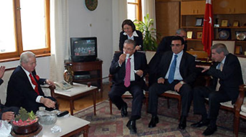 CHP kulisinde sinirler gerildi