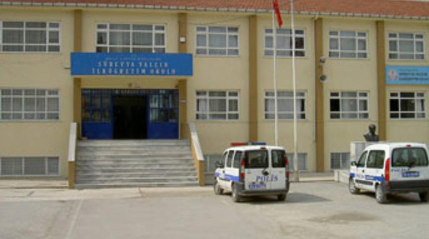 Gebze'de &ouml;ğretmen &ouml;ğretmeni &ouml;ld&uuml;rd&uuml;