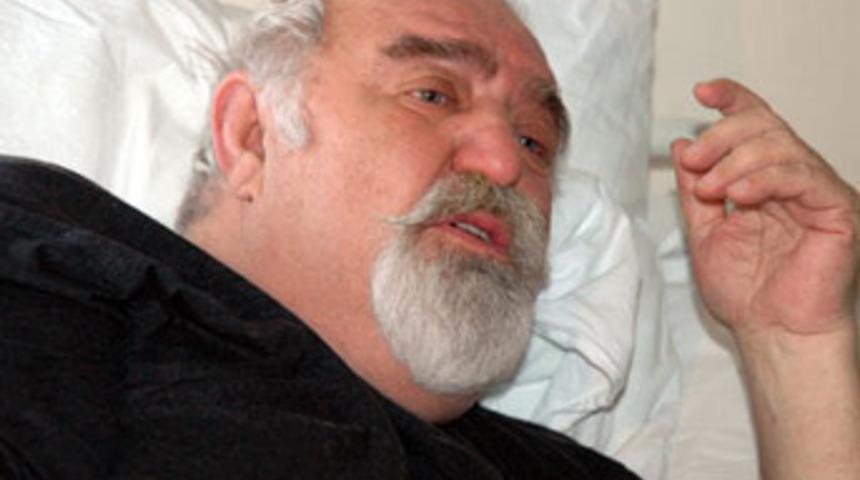 Baykal Kent hastaneye kaldırıldı