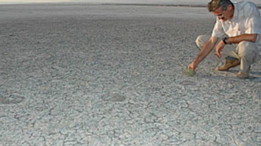 Acıg&ouml;l, &ccedil;&ouml;le d&ouml;nd&uuml;