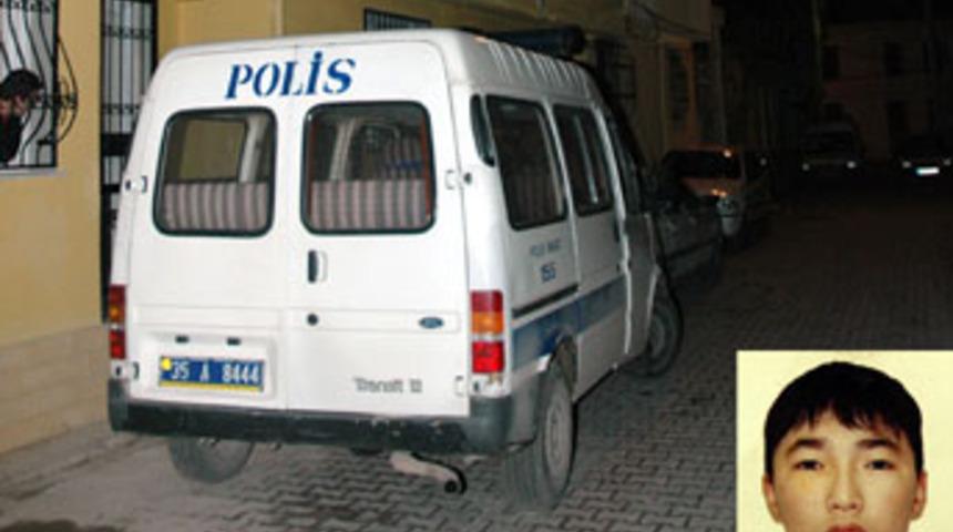 İzmir'de sır intihar