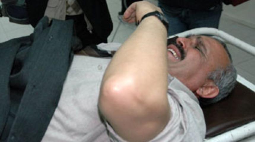 2 &ouml;ğrencisinin silahlı saldırısına uğradı