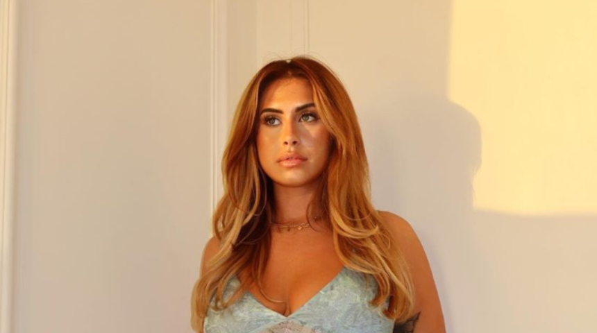 Beden pozitifliği savunucusu Ariella Nyssa, “Normal seksidir” diyerek kadınlara seslendi! Sosyal medyada olay yarattı