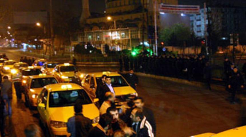 Taksici cinayetlerine federasyon tepkisi