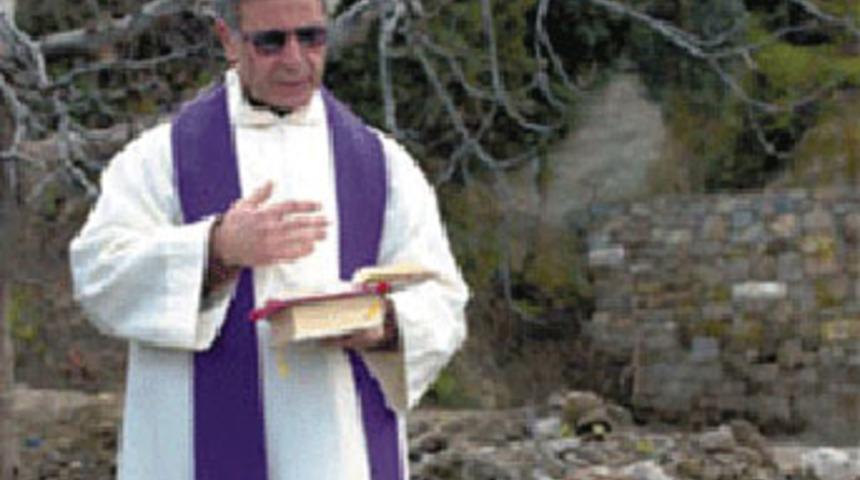 Rahip Santaro, Santa Maria Katolik Kilisesi'nde anılacak