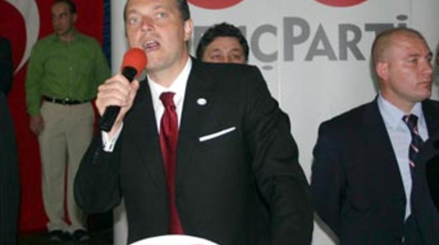 Uzan: "Biz ne desek onu s&ouml;yl&uuml;yorlar"