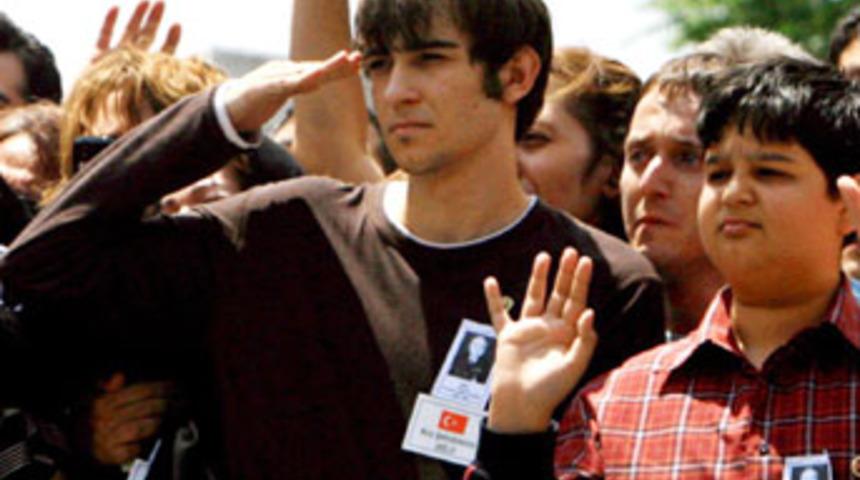 Şehit binbaşının oğlu &Ouml;SS'de başarılı olamadı