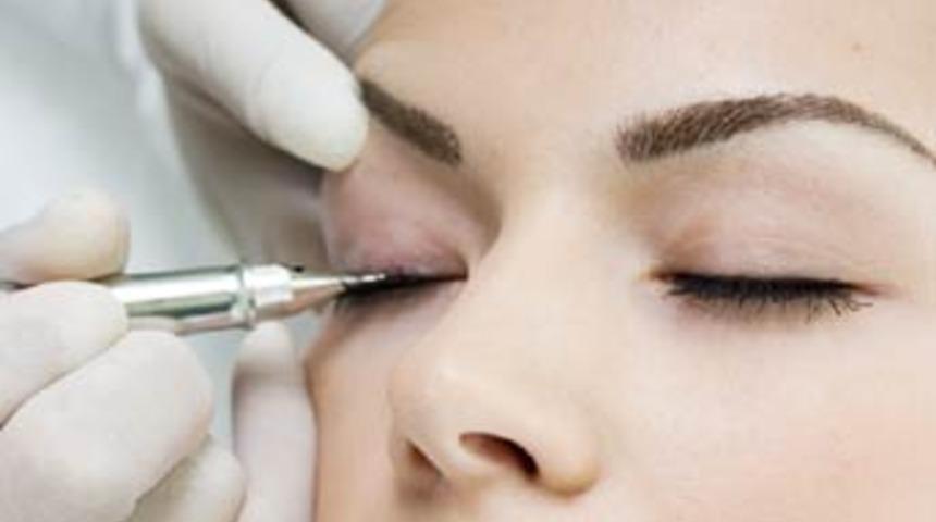 Anne adaylarına makyaj uyarısı