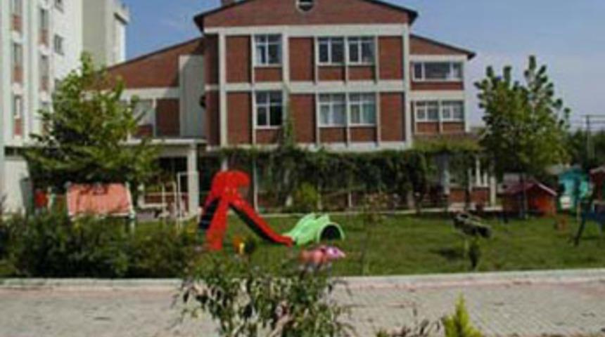 Aziz Nesin Vakfı'nda "taciz ve tecav&uuml;z" iddiası