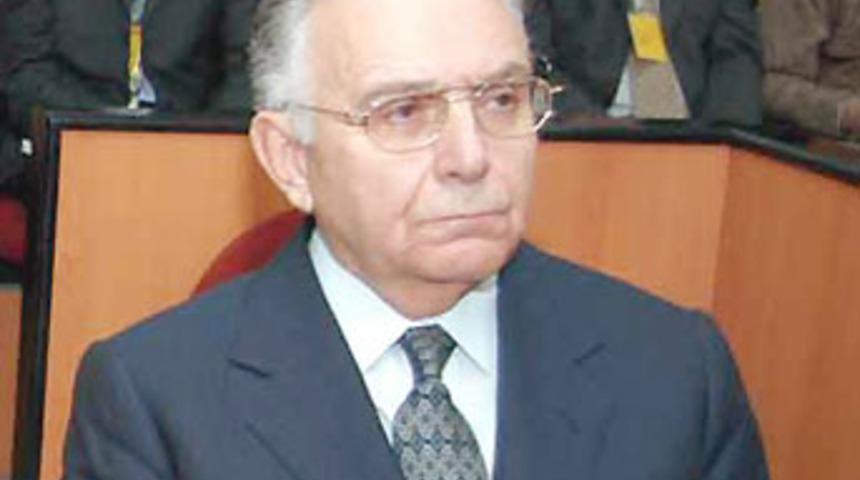 "Oramiral"likten "er"liğe d&uuml;şt&uuml;