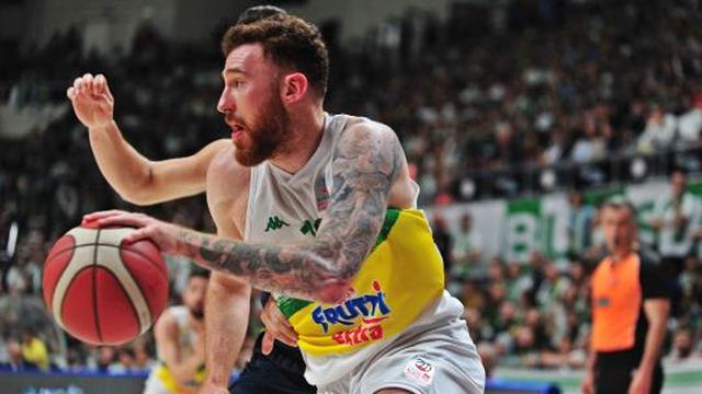 Chicago Bulls, milli basketbolcumuz Onuralp Bitim'i kadrosuna kattığını açıkladı!