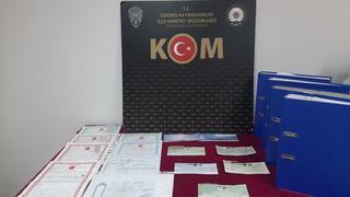 İzmir'de tefecilik operasyonunda 2 kişi gözaltına alındı