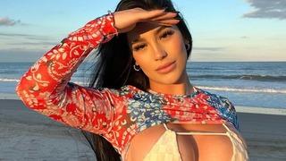 Modern Robin Hood! Fakir insanlara cesur pozlarından kazandığı parayı dağıtıyor...Sokaklarda para saçıyor