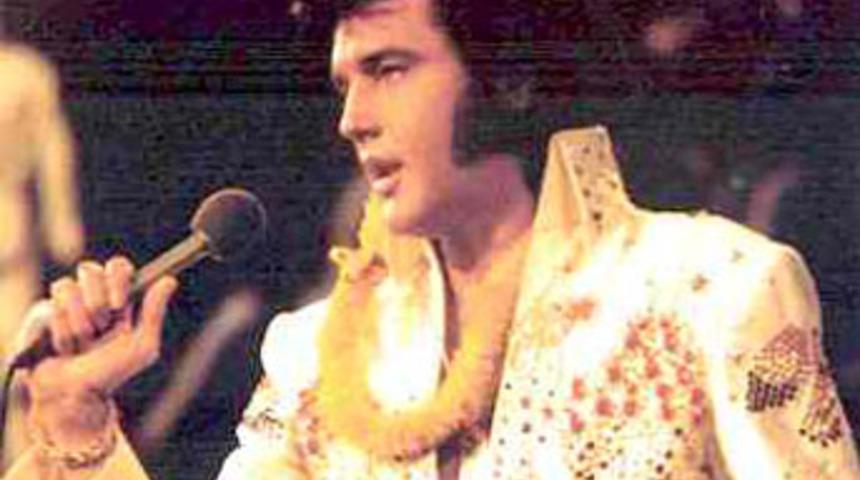 Elvİs Presley, pop listelerinde yeniden ''kral''