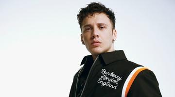 G&uuml;ndeme damga vuran Edis'in şarkılarının s&ouml;zlerinden ka&ccedil; tanesini tamamlayabilirsin?