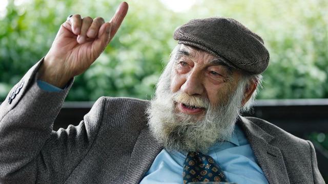 Yeşilçam'ın duayen ismi Yılmaz Gruda'nın son görüntüsü herkesi ağlattı! Hasta yatağında bile...