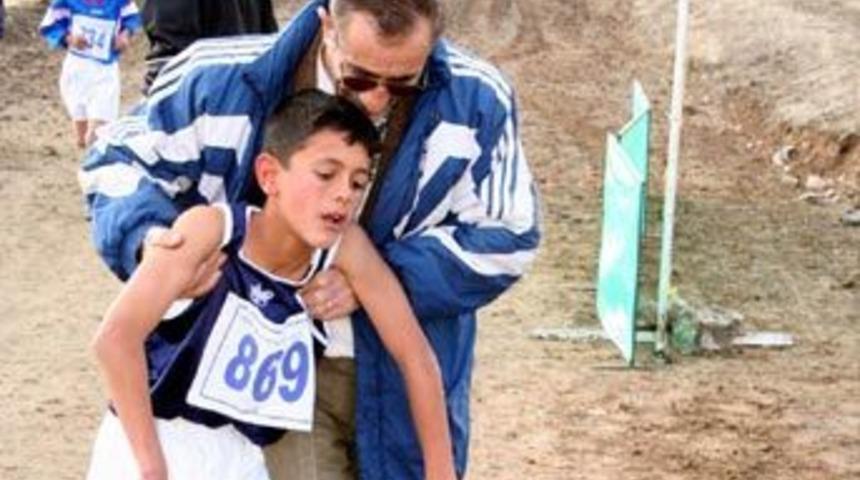 Kros m&uuml;sabakalarında arbede