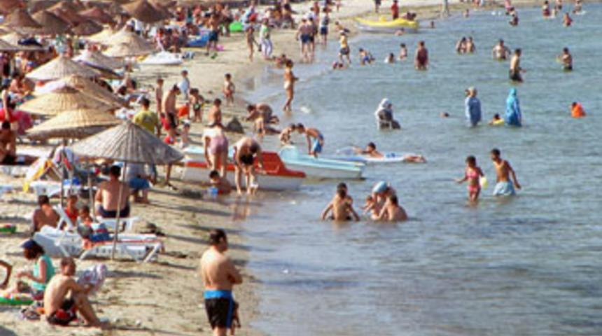 Cilt kanserine karşı şapka ve krem &ouml;nerisi