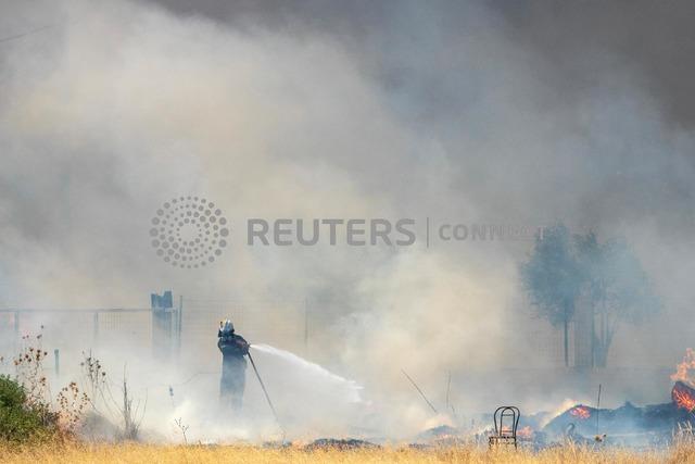 2023-07-24T152619Z_194244794_RC2N92AXL115_RTRMADP_3_EUROPE-WEATHER-GREECE-WILDFIRE