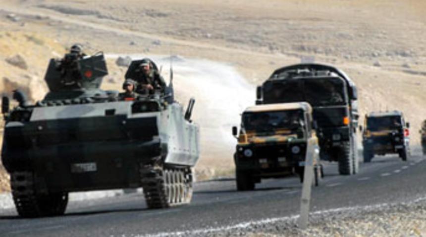 "T&uuml;rkiye savaş yolunda"