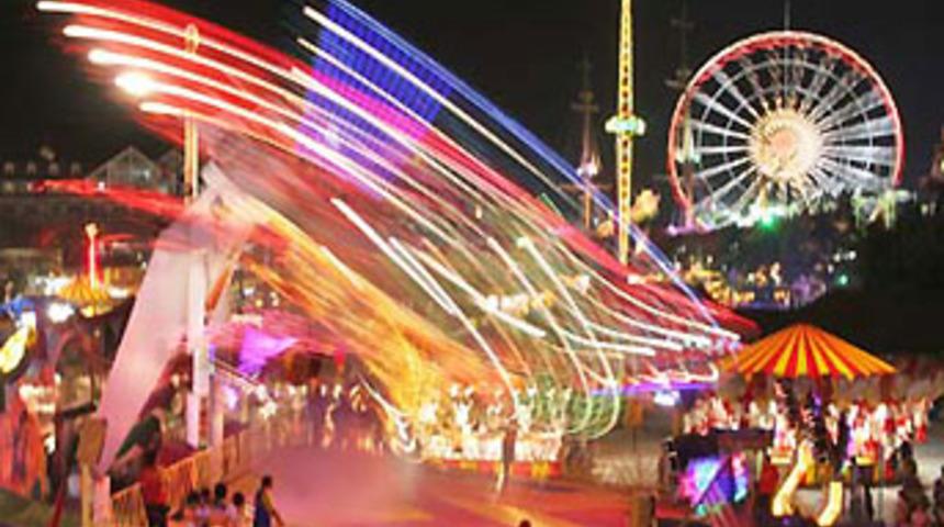 Lunaparkta gondol faciası: 2 &ouml;l&uuml;