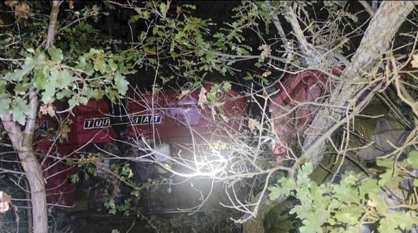 Uşak'ta traktörün altında kalan kişi ağır yaralandı