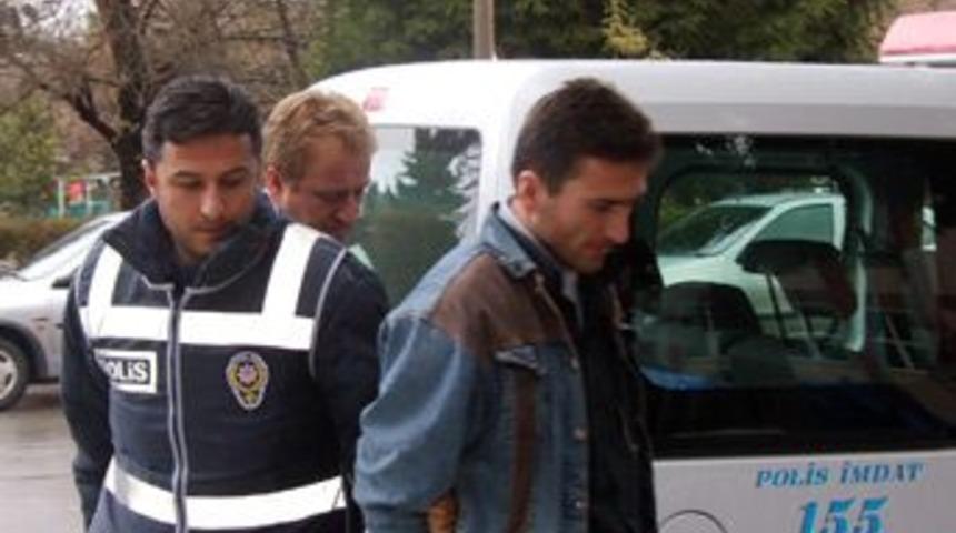 Kalp hastasıyım dedi tecav&uuml;zden kurtuldu