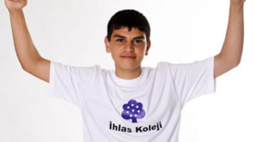 ''Başarımı sistemli &ccedil;alışmaya bor&ccedil;luyum''