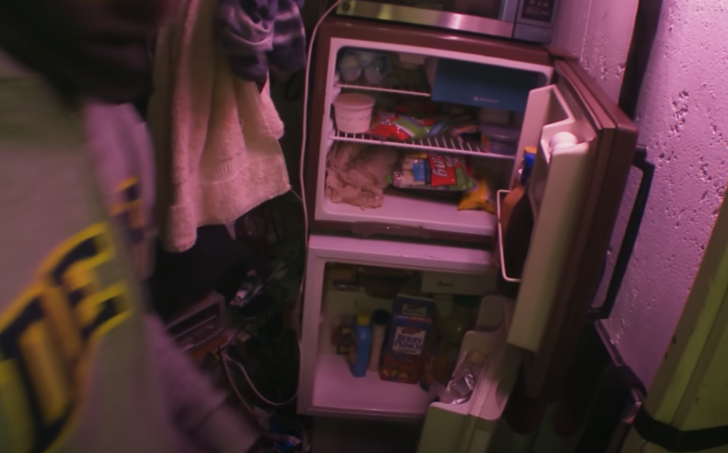 Kanalizasyonun içinde kendisine yepyeni bir dünya kurdu! Evinde yok yok... “Kira ödemeden yaşıyoruz” G5