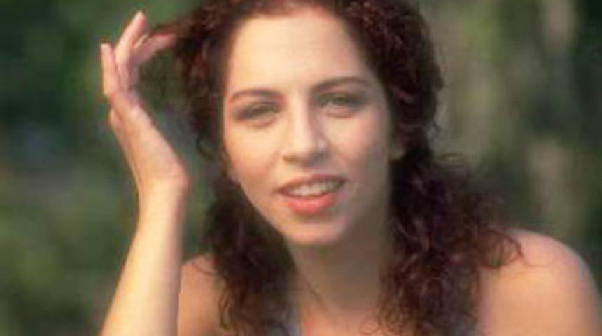 "Sertap Erener'e aşık olduk"