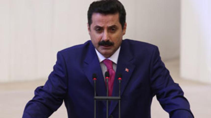 "AK Parti kapatılmayı hak etmiyor"