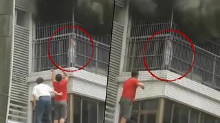 Yangında mahsur kalan çocuğu kurtarmak için canla başla mücadele ettiler! Dumanlar her yeri sardı... Çocuğun çığlıkları sokağın sonuna ulaştı 