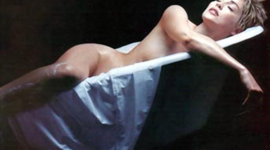 Sharon Stone'dan şok a&ccedil;ıklamalar