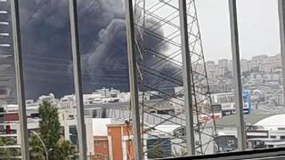 İstanbul'da yangın! Dumanlar birçok noktadan gözüktü